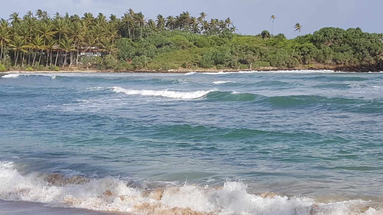 Blue Beach Paradise ディックウェラ エクステリア 写真